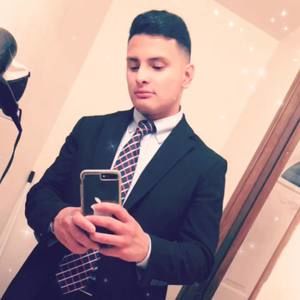 Meet your Posher, Juan eduardo